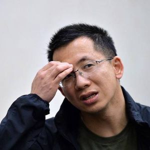 火爆今日頭條遭遇最嚴(yán)整改并不讓人意外，鳳凰客戶端被再度點名實屬不該