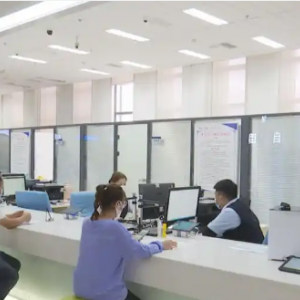 錫林郭勒盟政務(wù)服務(wù)中心辦事大廳各窗口工作時(shí)間和咨詢電話