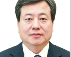 許國成(中國融通農(nóng)業(yè)發(fā)展集團(tuán)有限公司黨委書記、董事長)