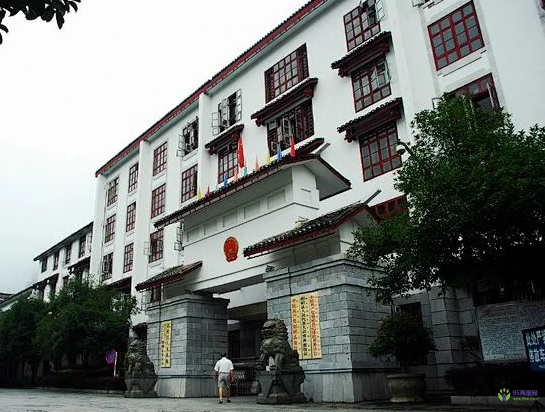 陽(yáng)朔縣人民政府